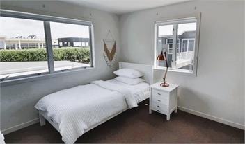 PARAOA BEACH HOUSE - Omaha