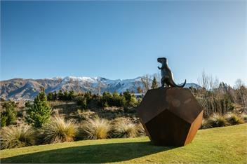 Mt Roy Terrace - Spa Pool - Extensive Artwork Collection - Wanaka