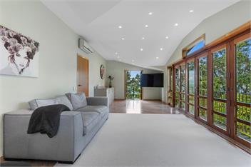 Beachside Luxury (Bachcare) - Auckland