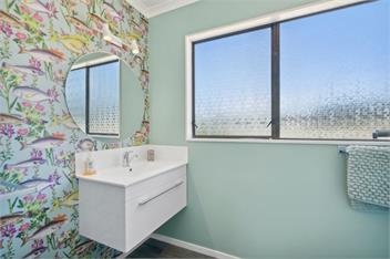 Coastal Comfort (Bachcare) - Foxton