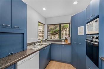 Frankton House (Bachcare) - Queenstown