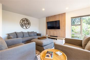 Bay Breeze Retreat - WAIHEKE ISLAND