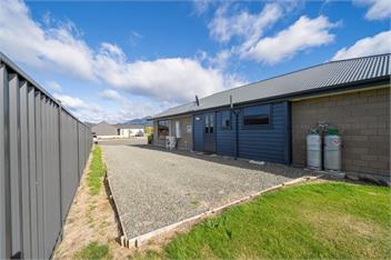 Mountainview Escape (Bachcare) - Te Anau