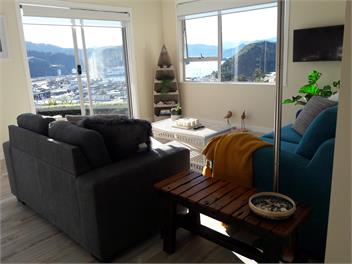 Peaceful, Sunny Location with the Best Harbour Views - Picton