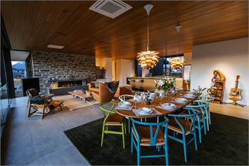 Ridgecrest | Lake Views | Spa Pool - Wanaka