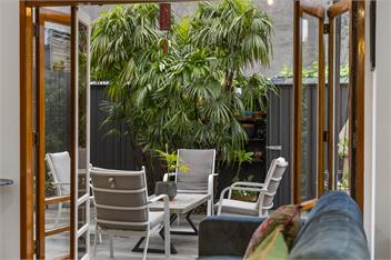 Napier St - So close to Ponsonby Rd and Wynyard Quarter - Auckland