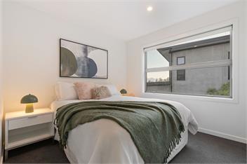 Lake Views on De La Mare Place, 3 BDR, Free Wi-Fi - Queenstown