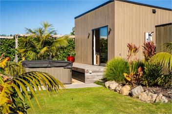 Tropical Hideaway (Bachcare) - 