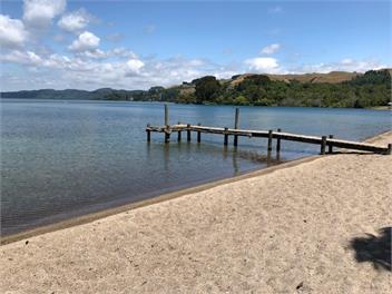 Classic bach in Lake Tarawera  - 