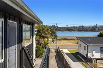 Coastal Calm (Bachcare) - 