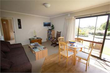 Kowhai Lane Holiday Home - Stewart Island