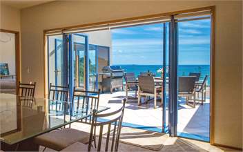 Palm Beach Lodge - Waiheke Island