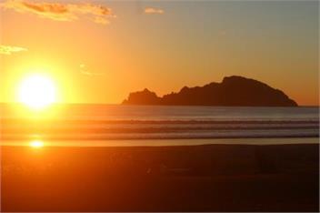 Anaura Bay Absolute Beachfront Retreat - Cottage # 3 -