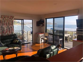 Waterfront 2 Storied - Pourerere Beach - Waipawa