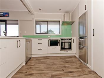 Sea Breeze (Bachcare) - Whangamata