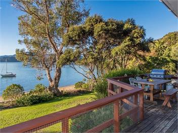 Sounds Magic (Bachcare) - Moetapu Bay