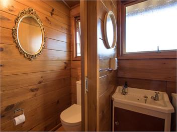 Beach House on the Ridge (Bachcare) - Little Kaiteriteri