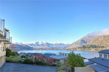 Central Water Views (Bachcare) - Queenstown