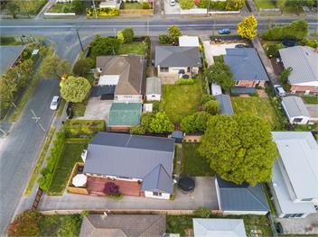 Family Friendly 4BR Home • Near Airport • Free Parking • Large Backyard - Christchurch