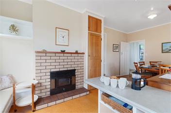 Whare Nui on Rennie (Bachcare) - Thames