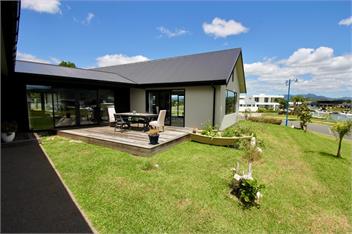 The Island, Whitianga Holiday House - Whitianga