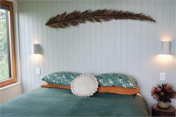 Hilltop Retreat - Raglan