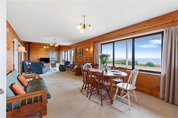 Sunny Seas Papamoa Beachfront Retreat - Papamoa