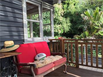 Nikau Retreat - New Plymouth