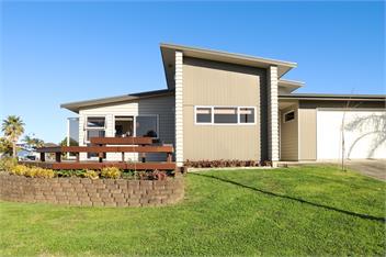 Hosts on the Coast Aquila Sunrise - Whitianga