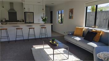 Hamilton Townhouse - Location, Style & Comfort - Hamilton