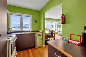Bayview Beauty (Bachcare) - Charteris Bay