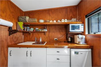 Onaeros Cute Little Cottages (Bachcare) - Waitara