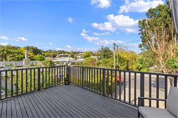 Heritage Charm (Bachcare) - New Plymouth