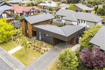 22 Rutherford - Eco Architectural Family Bach - Hanmer Springs