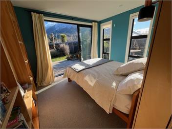 Little Maude Snug - Lake Hawea