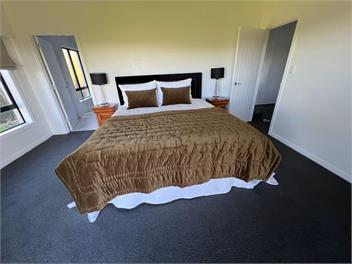 Hosts on the Coast Country Retreat - Taupriri