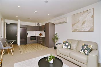 Stadium Central 2 – Modern CBD Stay w/ Secure Entry - 