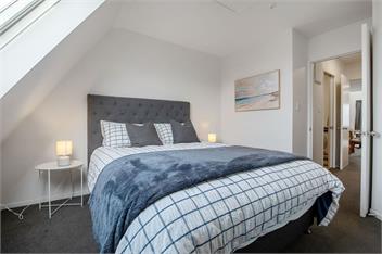 Urban Oasis (Bachcare) - 