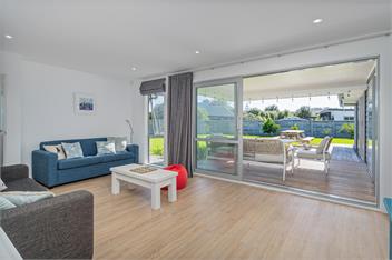 Within Reach - Coastal Escape - Cooks Beach - 
