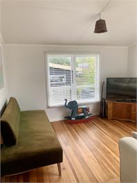 3BR Coastal Cottage 2min walk from beach -