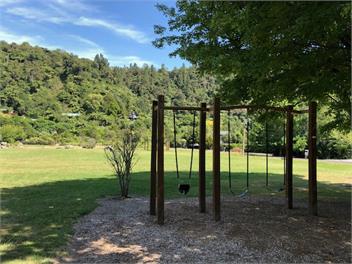 Classic bach in Lake Tarawera  - 