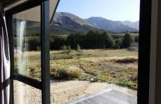 14 Cheeseman Terrace - Castle HIll Village