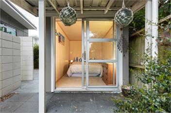 Luxury Beach Getaway - Waihi Beach