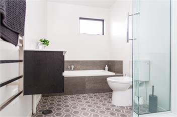 Large and Spacious Newly Built Townhouse - christchurch 