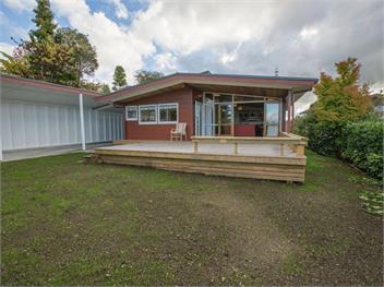 Sixties Cedar Bach (Bachcare) - Kuratau