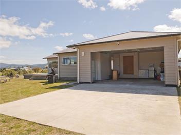 Views on Matarangi (Bachcare) - Matarangi
