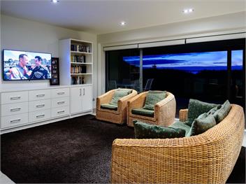 Oke Beach House (Bachcare) - Rawhiti