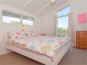 Perfect on Pleasant (Bachcare) - Pauanui