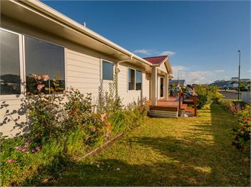 Home Base (Bachcare) - Cooks Beach
