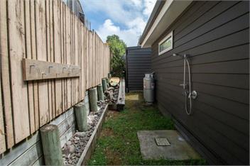 Modern Kiwi Bach (Bachcare) - Waihi Beach